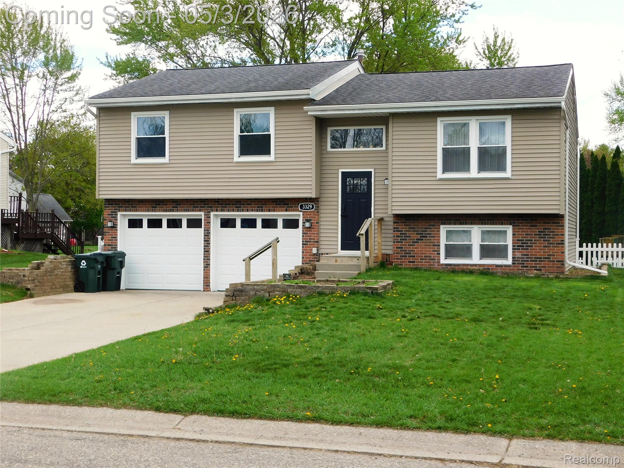 3329 Millcrest Drive, Orion Charter Township, MI, 48360