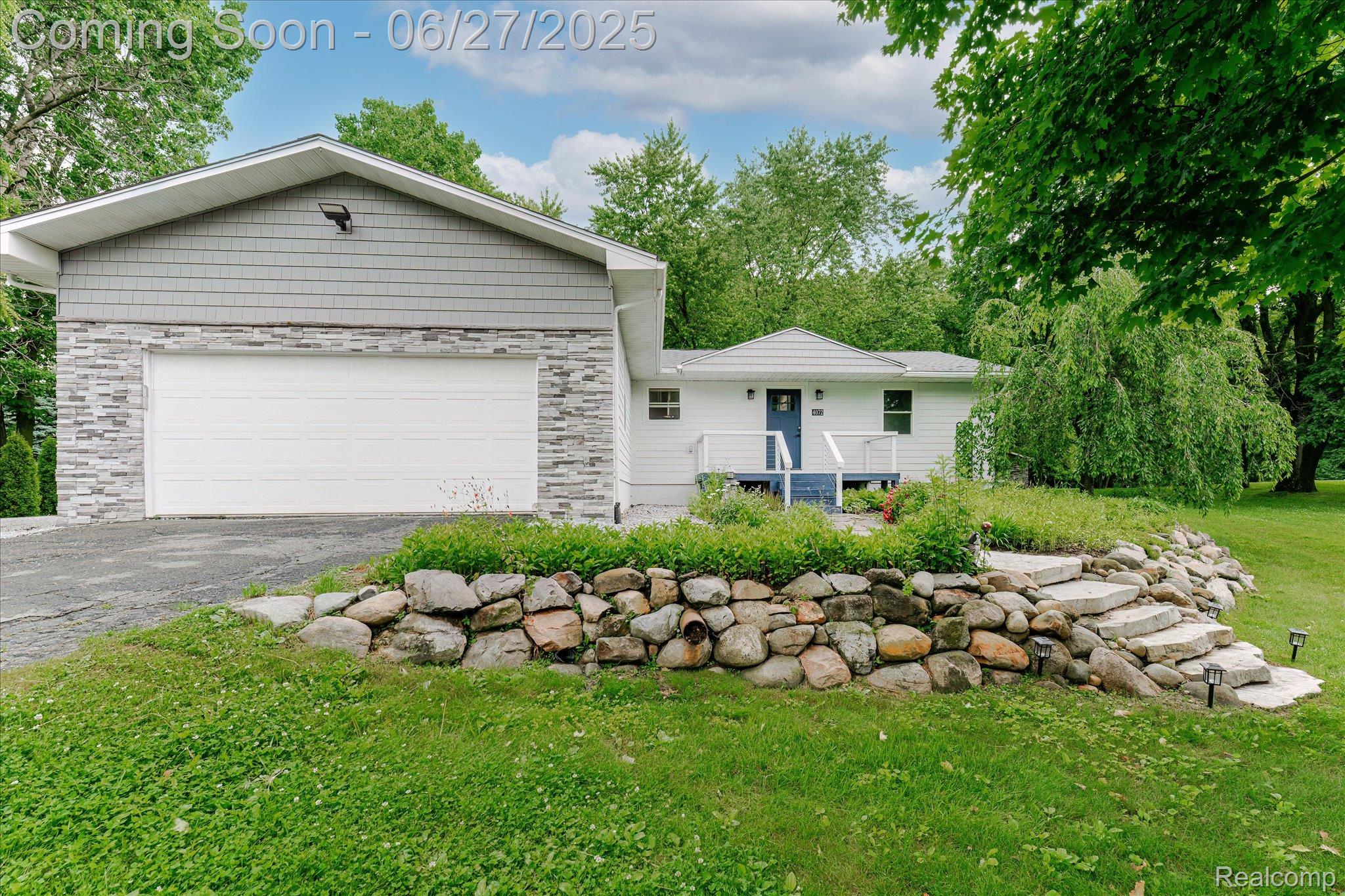 4072 Mill Lake Road, Lake Orion Village, MI, 48360