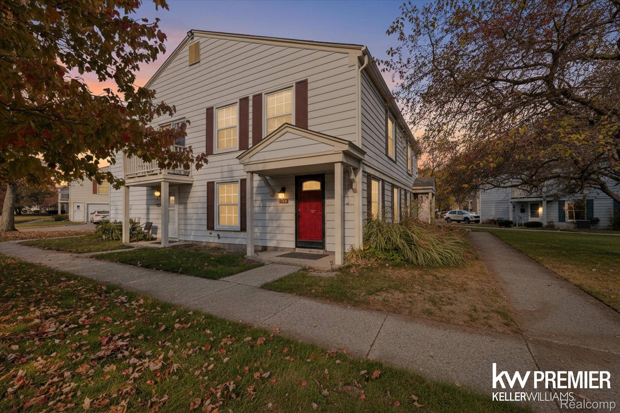 Homes for sale - 2804 Willow CT, Lake Orion Village, MI 48360 