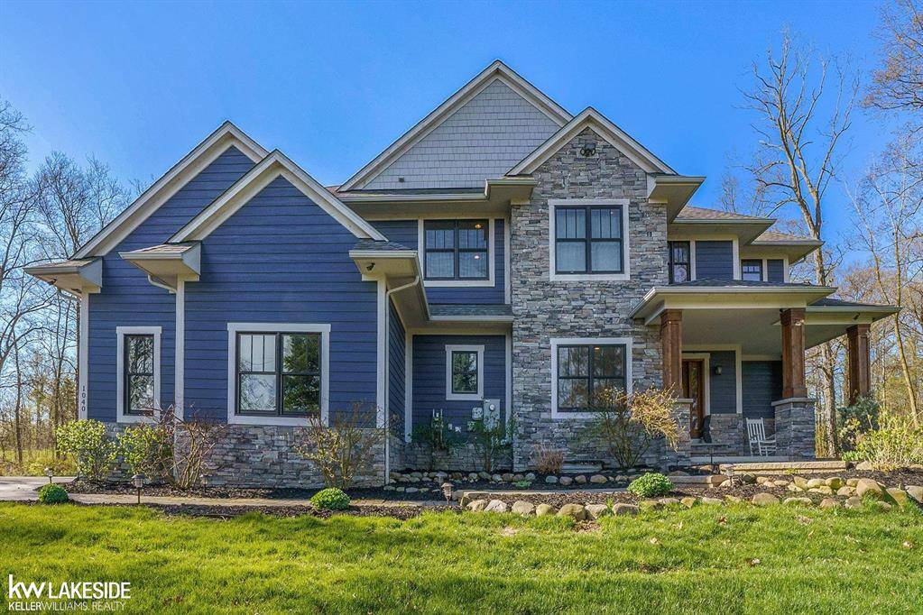 Homes for sale - 1040 E Silverbell Road, Orion Twp, MI 48360 