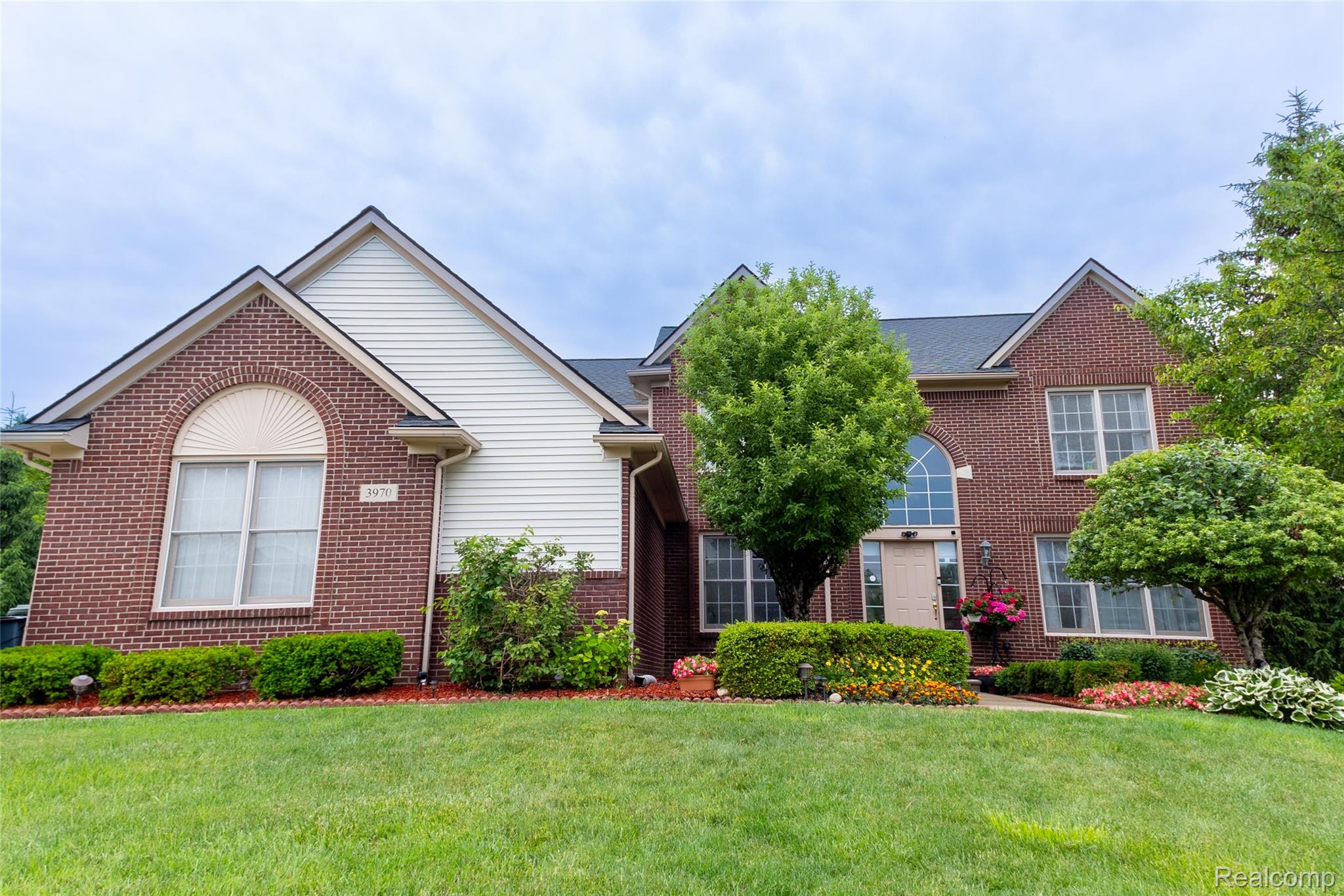 3970 May Center Road, Lake Orion Village, MI, 48360