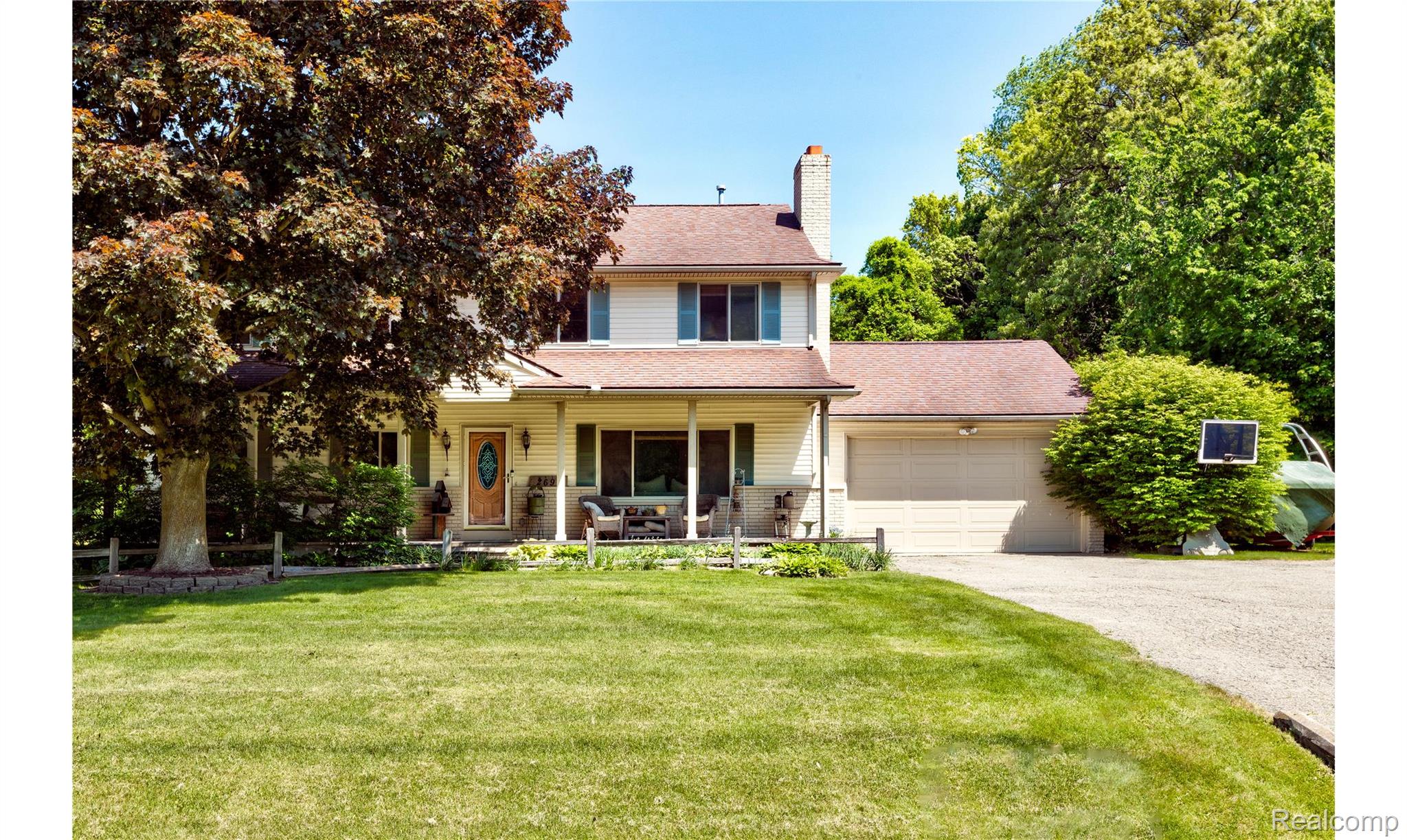 2697 Holland Street, Lake Orion Village, MI, 48360