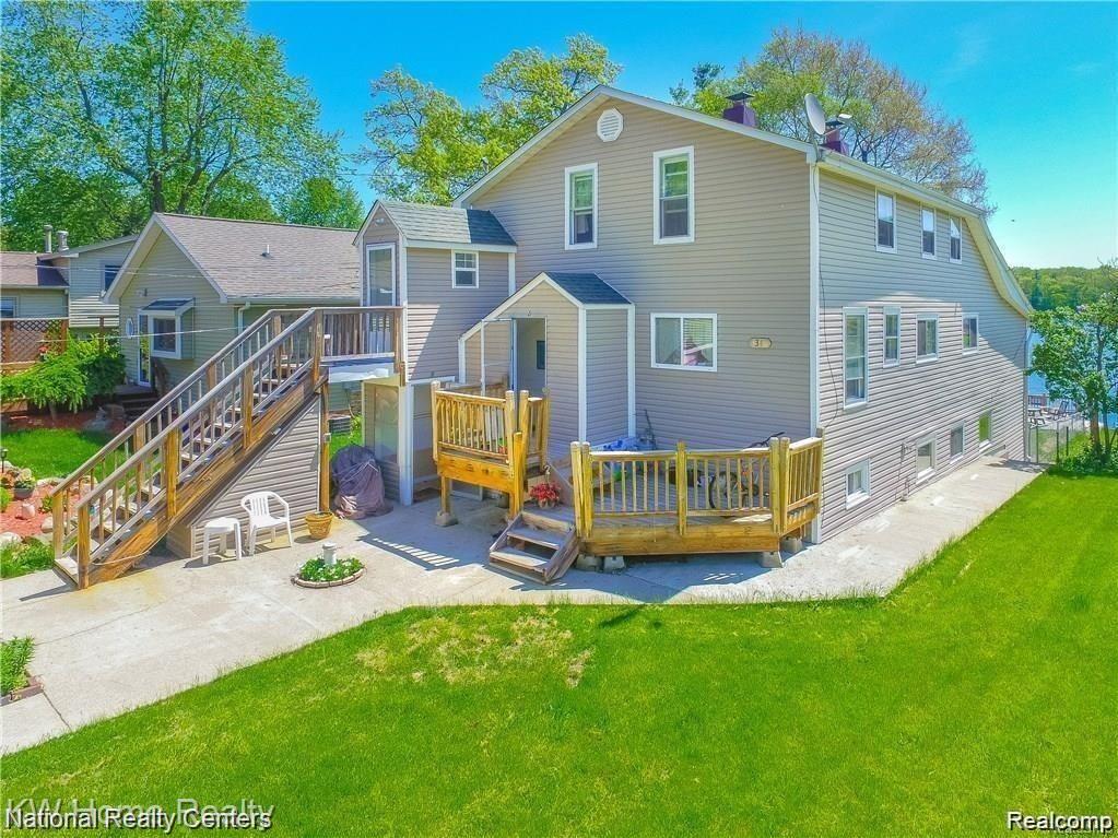 1349 Beach Drive, Orion Charter Township, MI, 48360