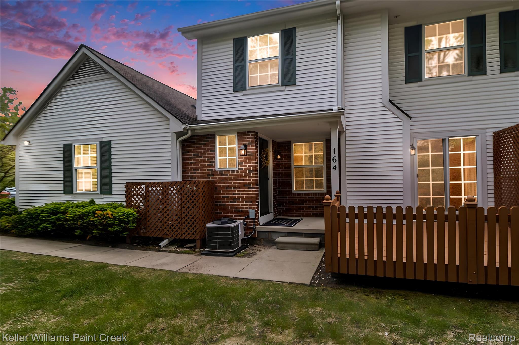 164 Barrington Circle, Orion Charter Township, MI, 48360
