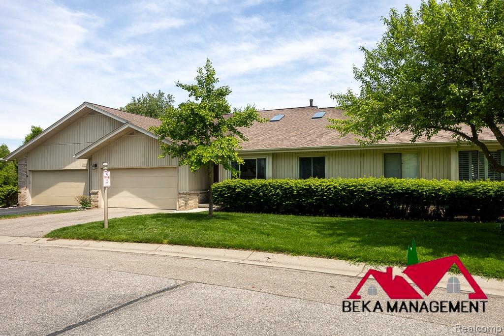 1895 Hunters Lane, Orion Charter Township, MI, 48360