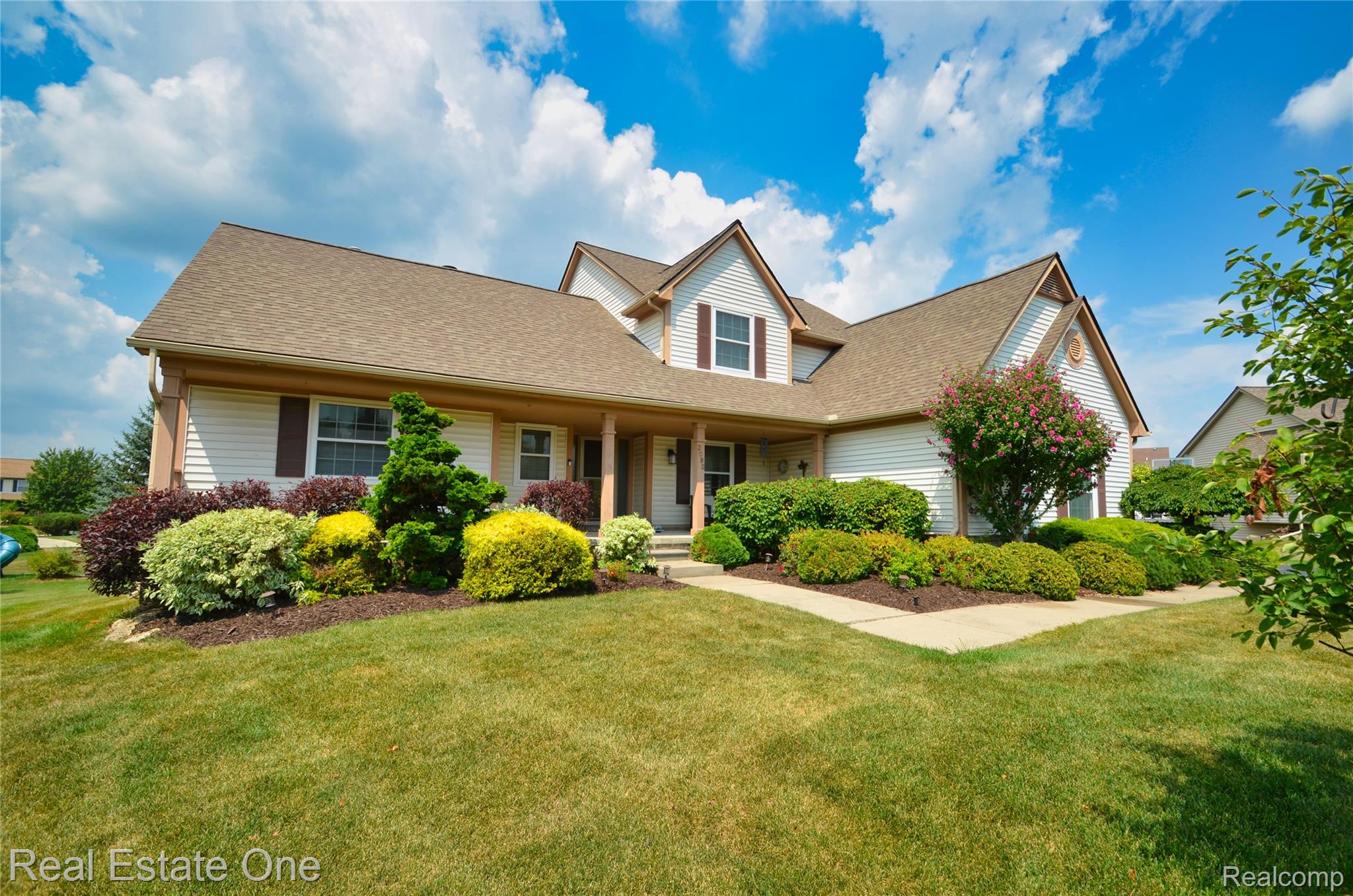 2092 Westview Court, Orion Charter Township, MI, 48360