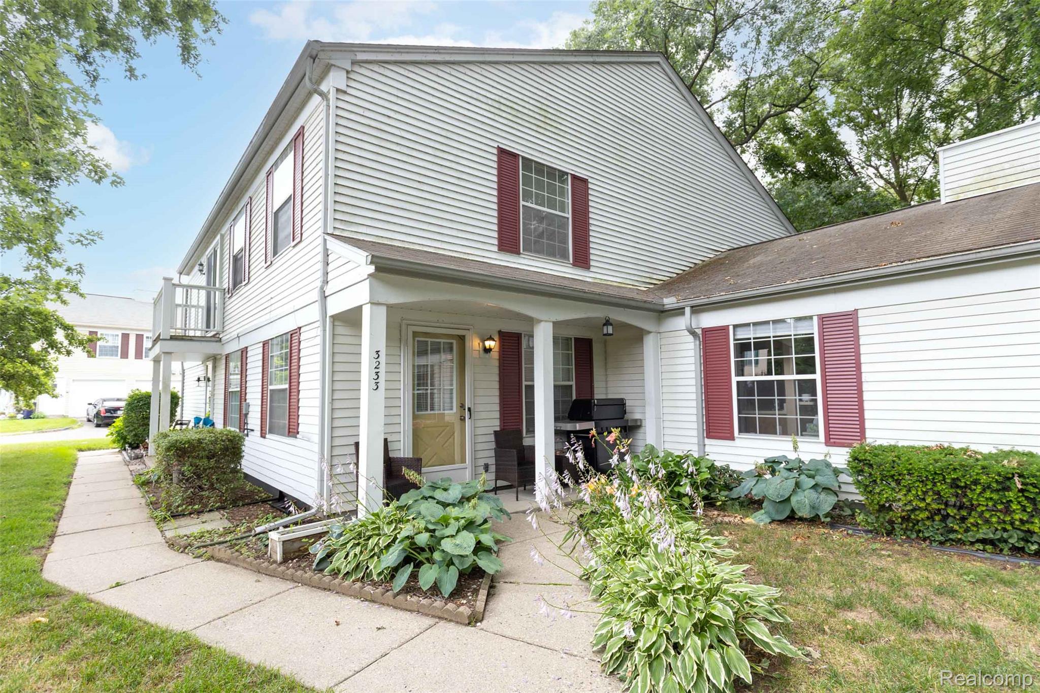 3233 Northfield Court, Orion Charter Township, MI, 48360