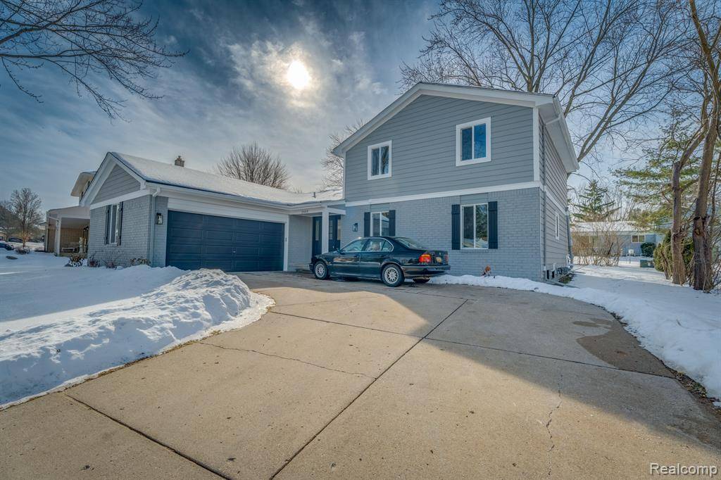Homes for sale - 2665 ARMSTRONG DR., Orion Twp, MI 48360 