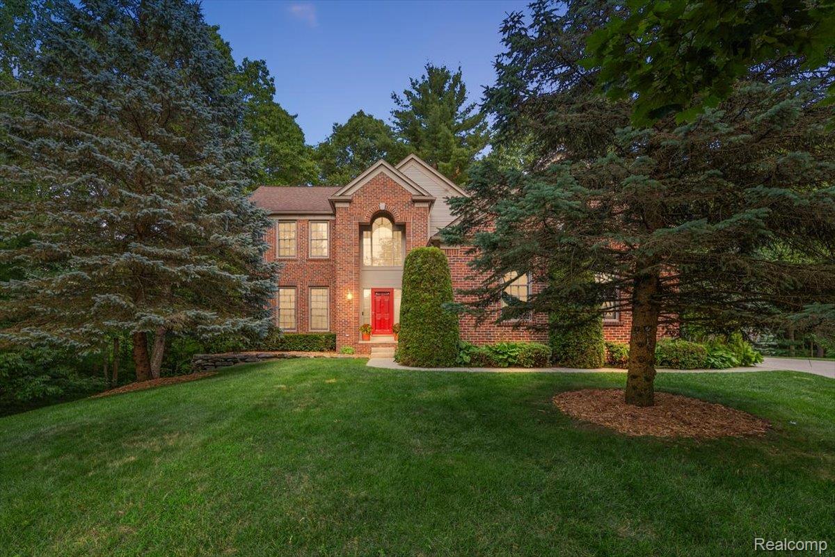 3606 Seney Drive, Orion Charter Township, MI, 48360