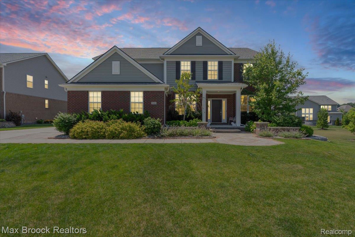 1043 Kendall Court, Orion Charter Township, MI, 48360