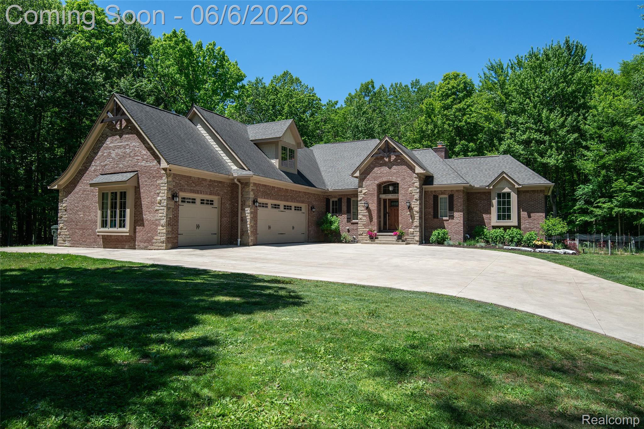 3957 Mill Lake Road, Orion Charter Township, MI, 48360