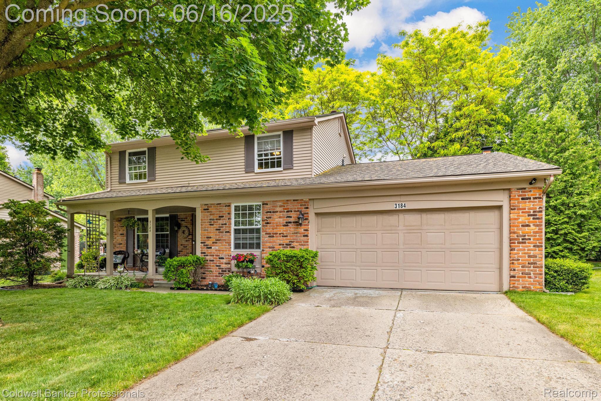 3184 Cedar Key Drive, Lake Orion Village, MI, 48360